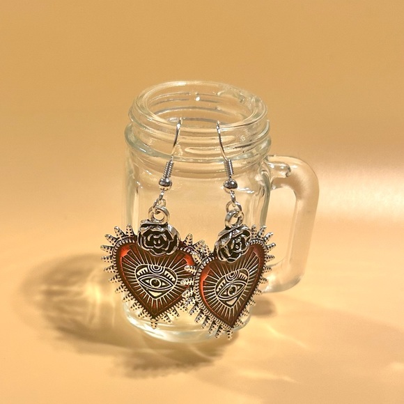 Heart Evil Eye Earrings - Picture 1 of 1